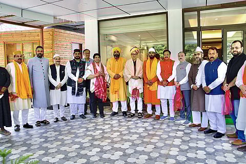 Kiren Rijiju meets delegation of Sufi & Muslim scholars